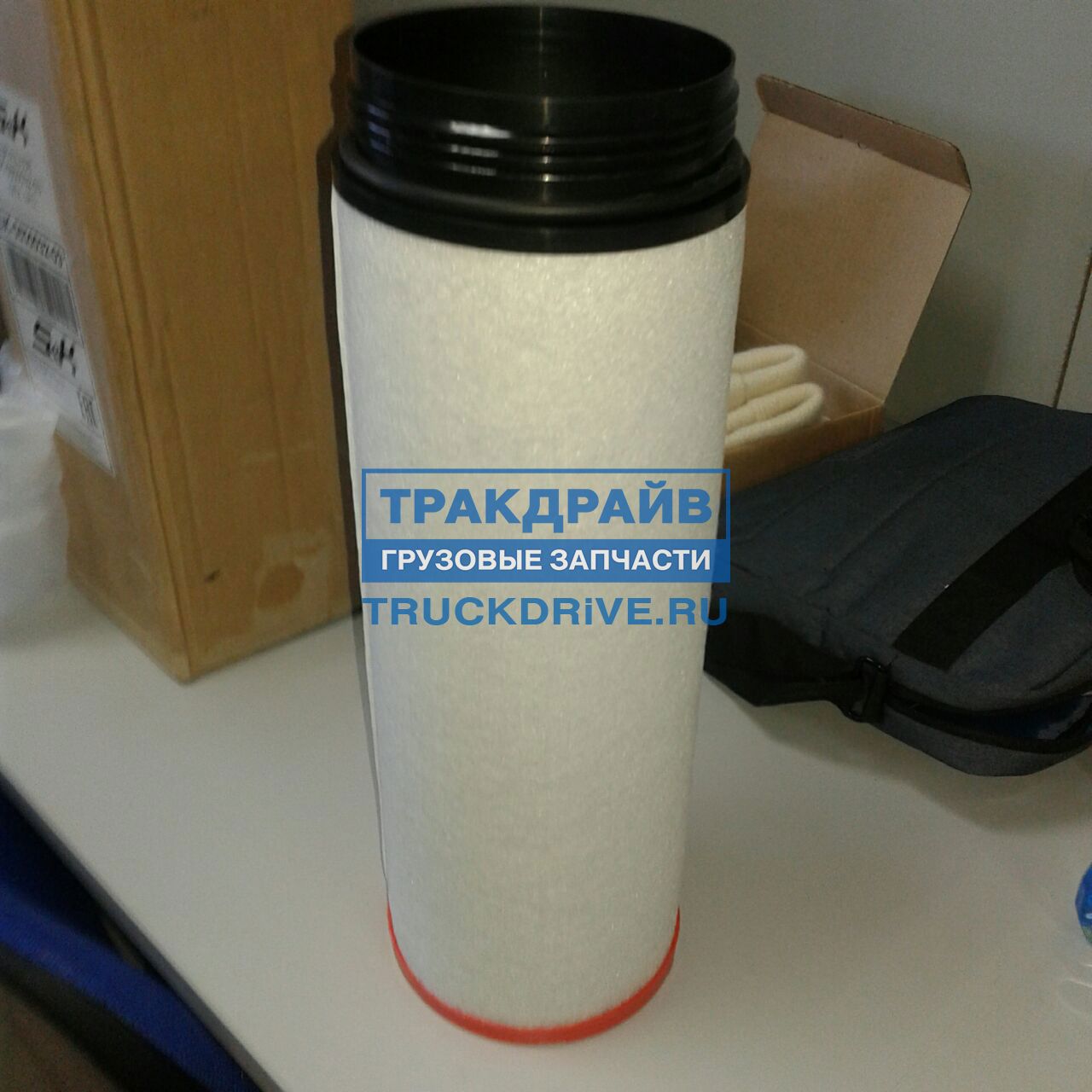 Фильтры ман тгс. Фильтр воздушный (внутренний ) man TGX, TGS (. Фильтр воздушный внутренний ман ТГС. Фильтр воздушный вставка ман ТГА внутренний малый.