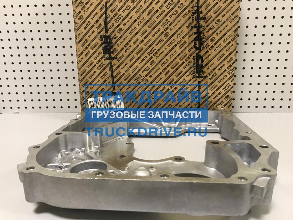 Крышка шестерен распредвала Komatsu WB93 WB97 504056402 IVECO купить ...