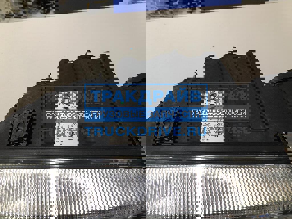 Оригинальная правая противотуманная фара Ман 81251016522 MAN купить ...