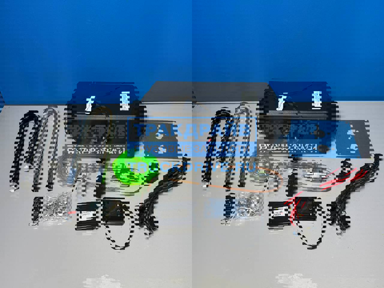 Фото AERO COMFORT ATERMO4D24 автономный отопитель в сборе 4KW 24V (без топливного бака, с монтаж комплектом) (пульт с индикацией)