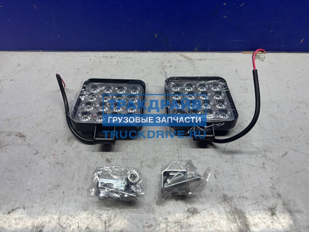 Фото AIRLINE ALED024 фара светодиодная квадратная 16LED