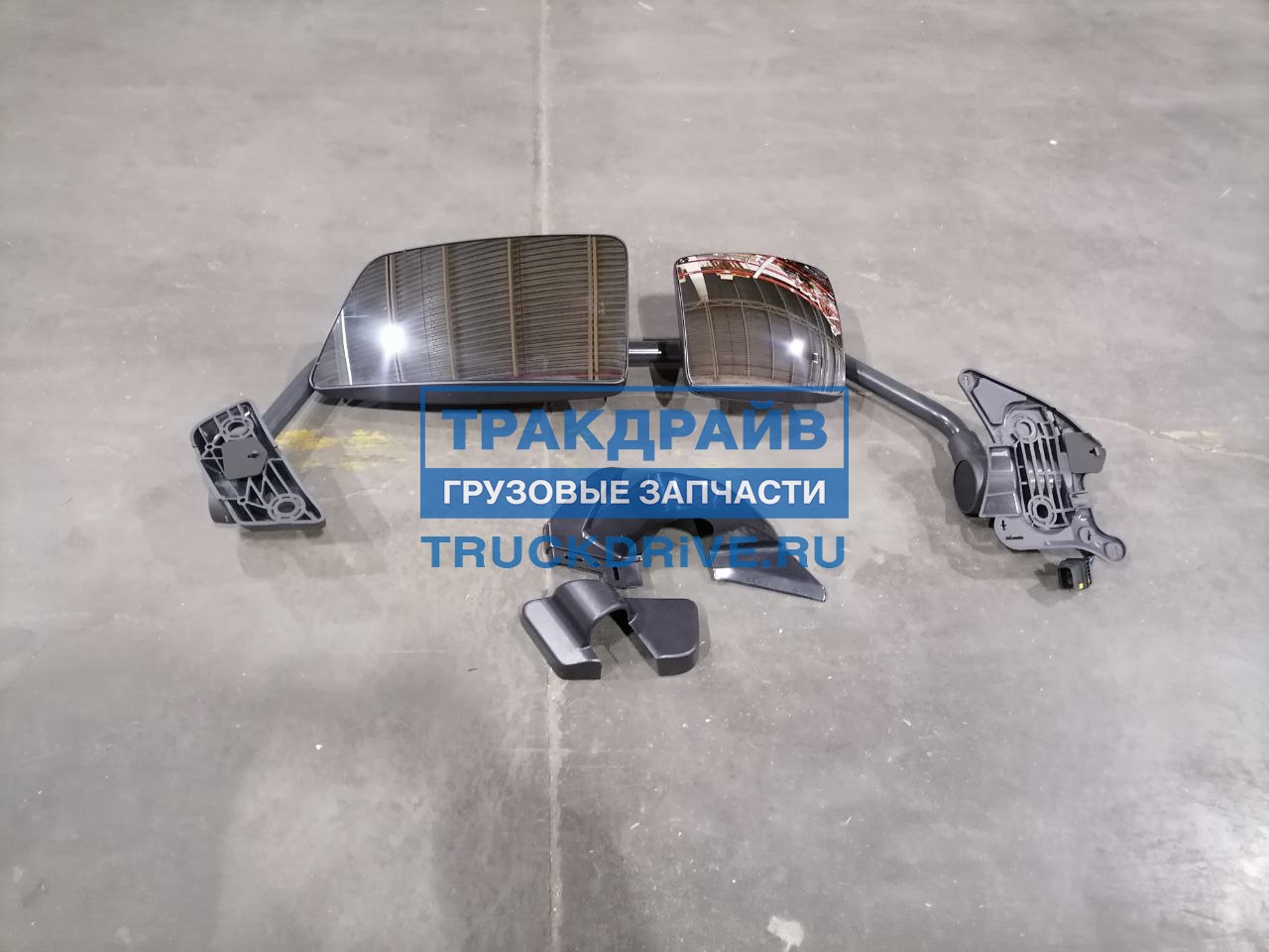 Фото ALFA CAR AC84273516 зеркало в сборе правое Volvo FMX 