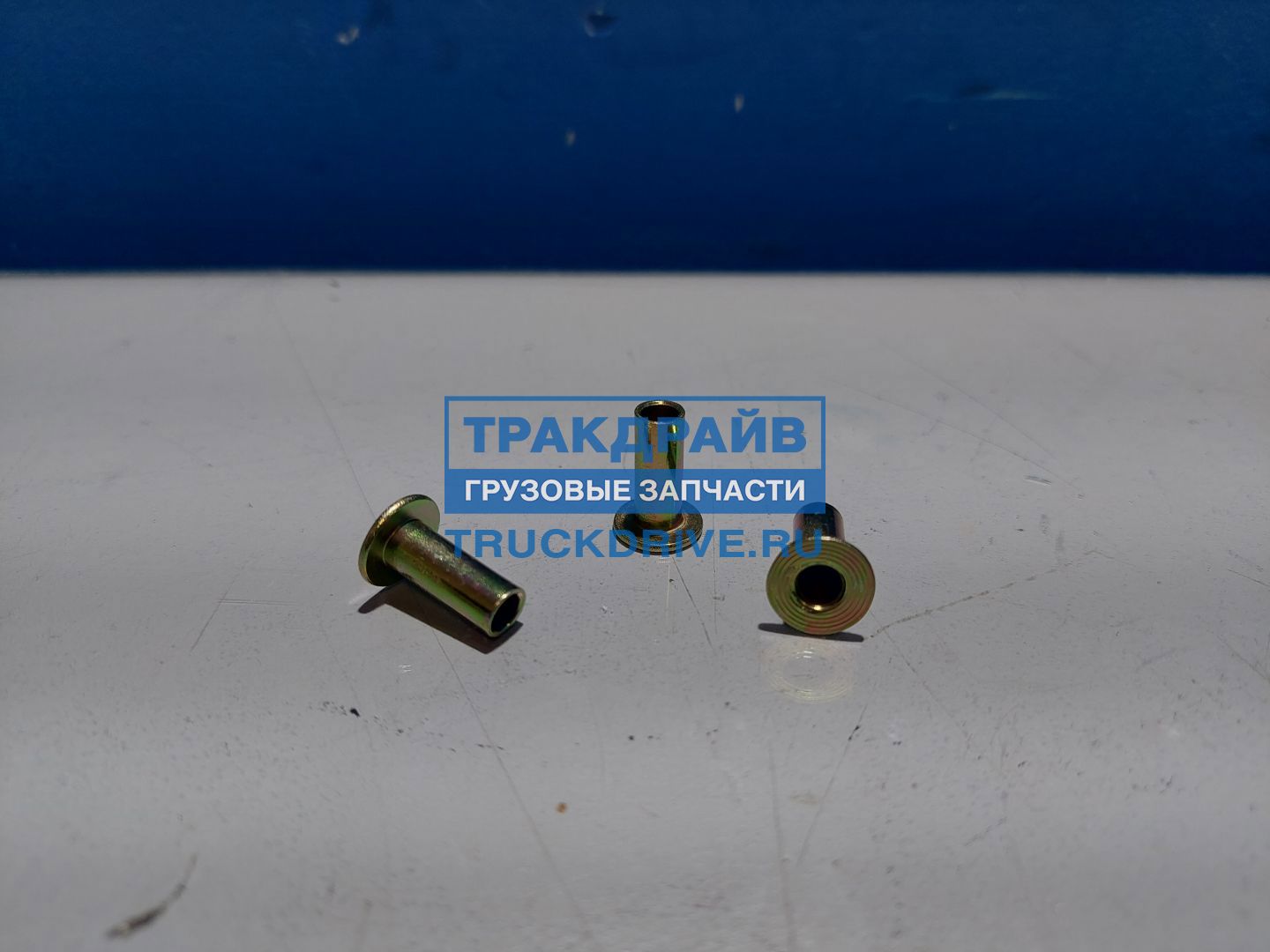 Фото ATD ATD22858 заклепки тормозных накладок 100шт. 6,35x15,9 мм L10 сталь, шляпка с отверстием