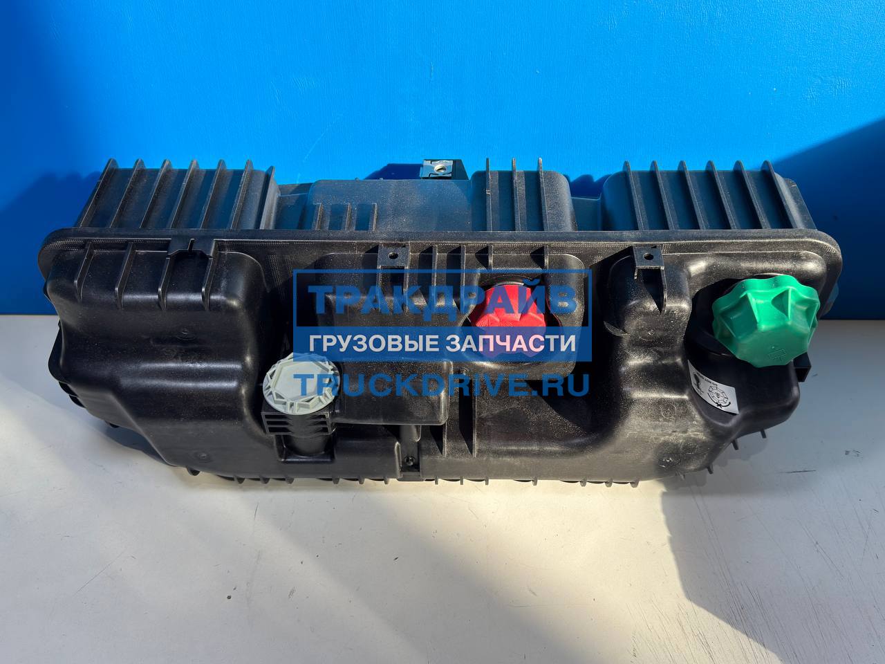 Фото AUGER 124460 бачок расширительный Mercedes Actros MP4 Antos Arocs