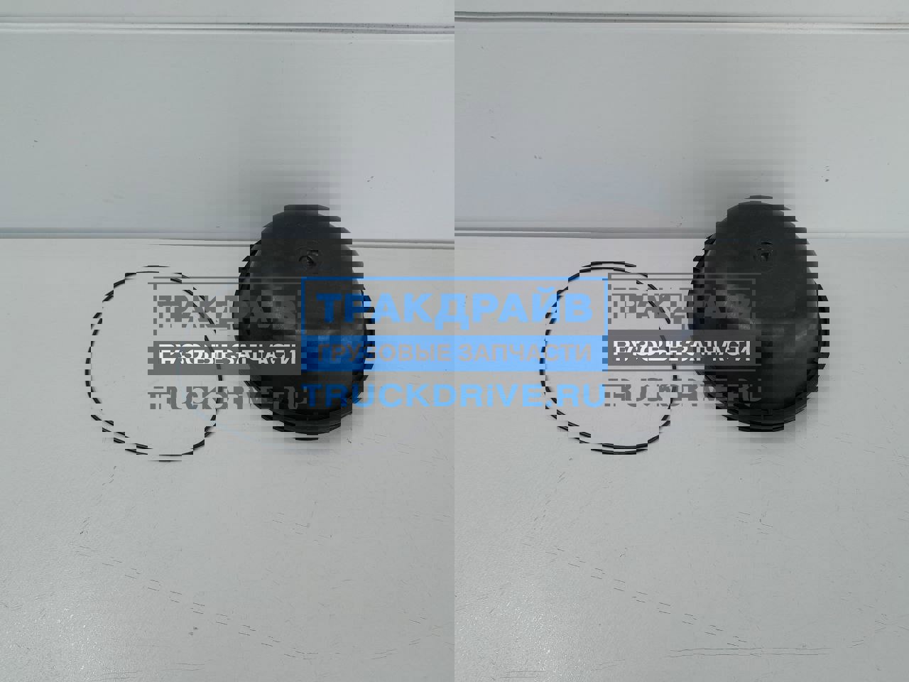 Крышка ступицы Renault Magnum Premium 53615 AUGER купить недорого