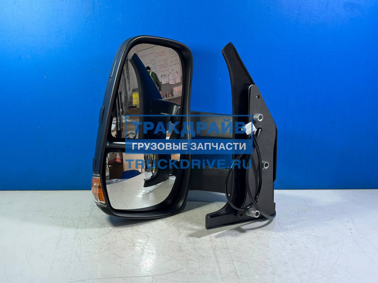 Фото AUGER 83000 зеркало левое для Ивеко Дейли