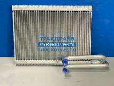 Фото AVA VLV101 радиатор кондиционера Вольво ФШ12 ФМ12 