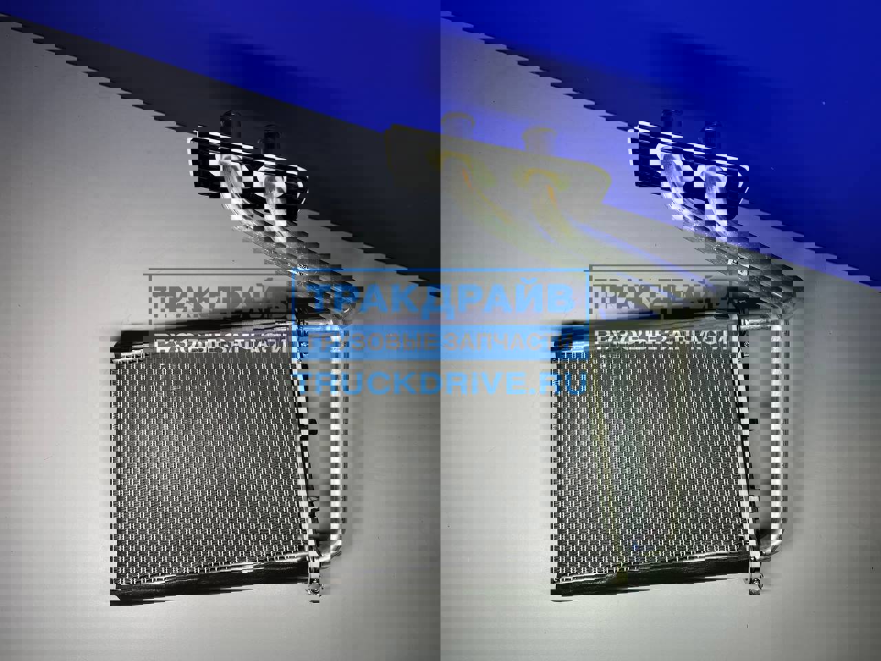 Фото АВГУСТ 2502203020 радиатор отопителя Камаз 54901 в сборе 3