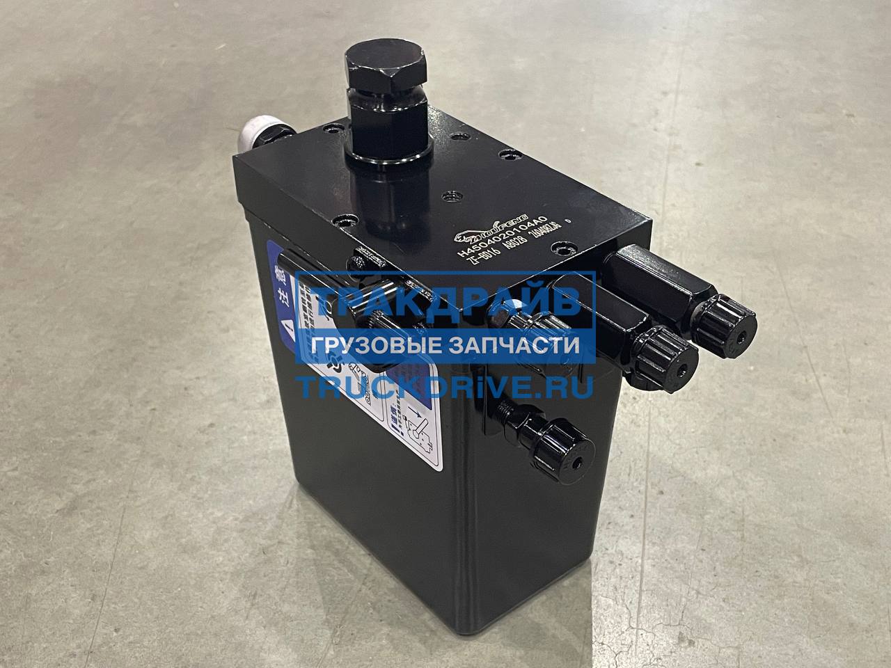 Фото AVLKRAFT 70098852 насос подъема кабины Foton Auman BJ4189  4