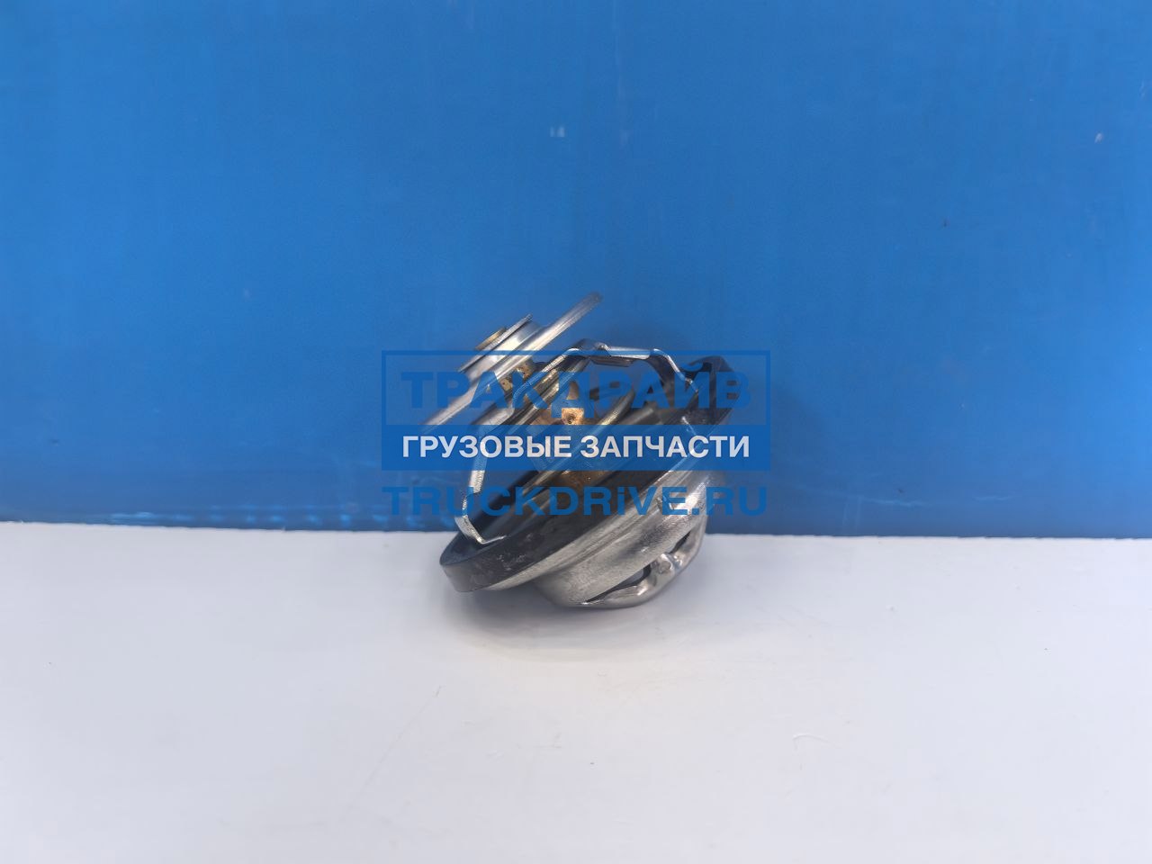 Фото AVLKRAFT 70311107 термостат для грузовиков MAN TGS TGX SITRAK C7H HOWO T5G 85°C