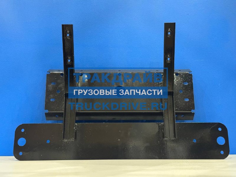 Фото AVTOSHTAMP А5490371601985 кронштейн левый заднего фонаря для грузовиков КАМАЗ, моделей 5490, 6580, 65207