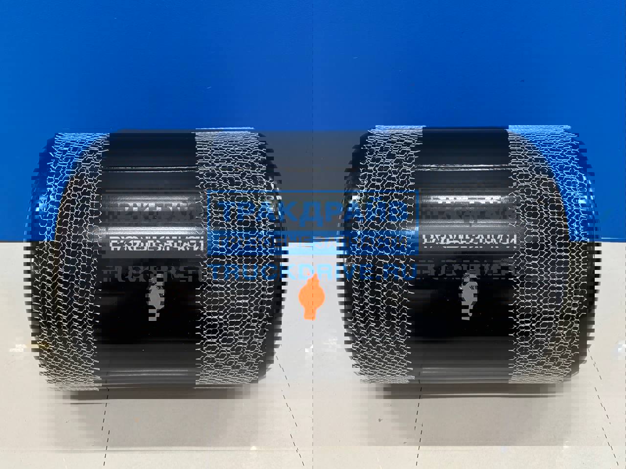 Фото BAGEN T821054 воздушный ресивер SCHMITZ 80 л. 396x750 мм. (без кронштейнов)