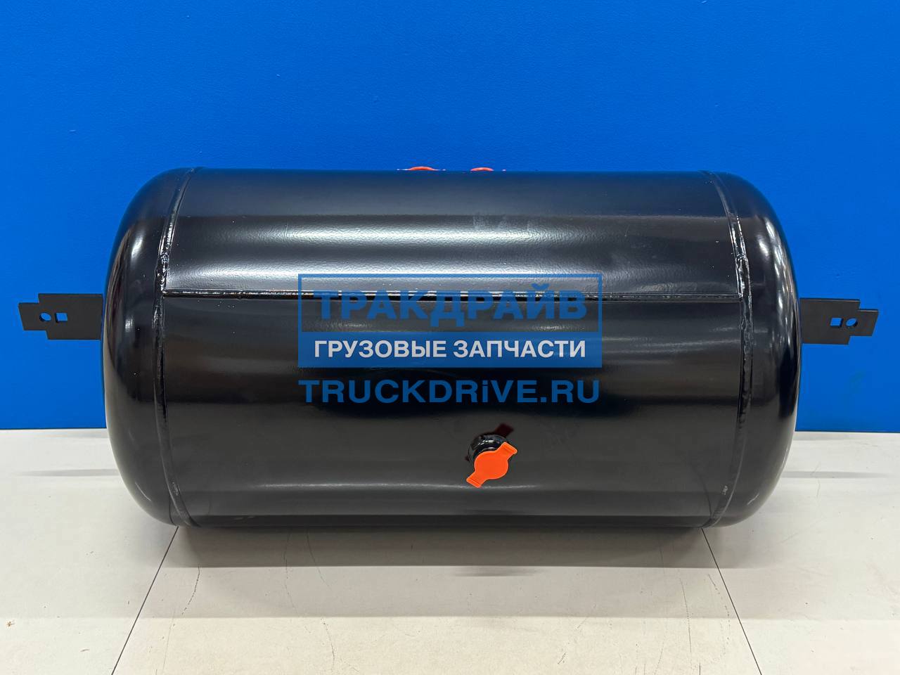Фото BAGEN T822044 ресивер воздушный 80л (с кронштейнами вдоль)