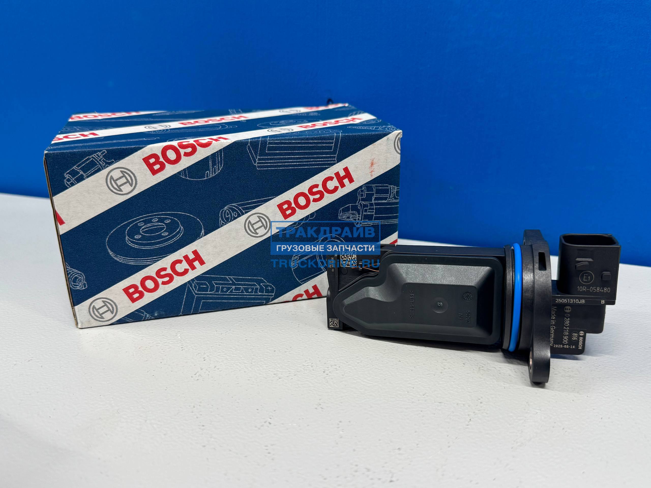 Фото BOSCH 0280218900 датчик массового расхода воздуха для Ман Тгс Тгх