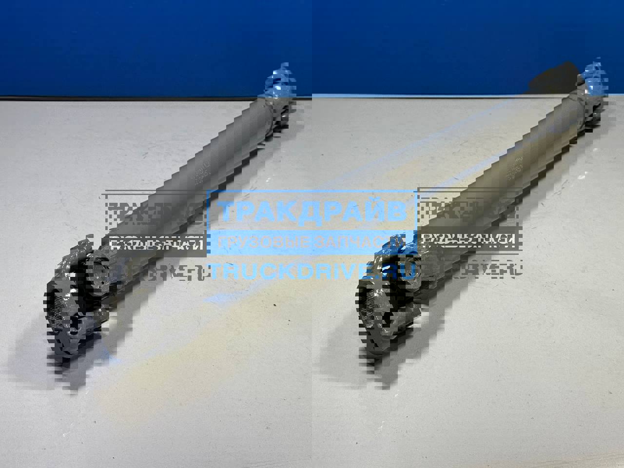 Фото BOSCH 7035955385 вал карданный для грузовиков Камаз К5 54901 рулевой нижний