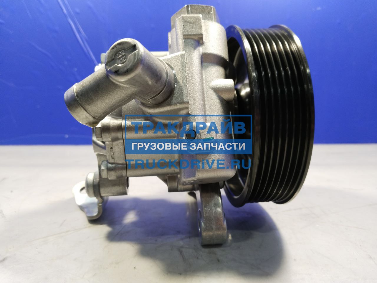 Фото BOSCH KS00000633 насос гидроусилителя руля  Mercedes Sprinter Viano