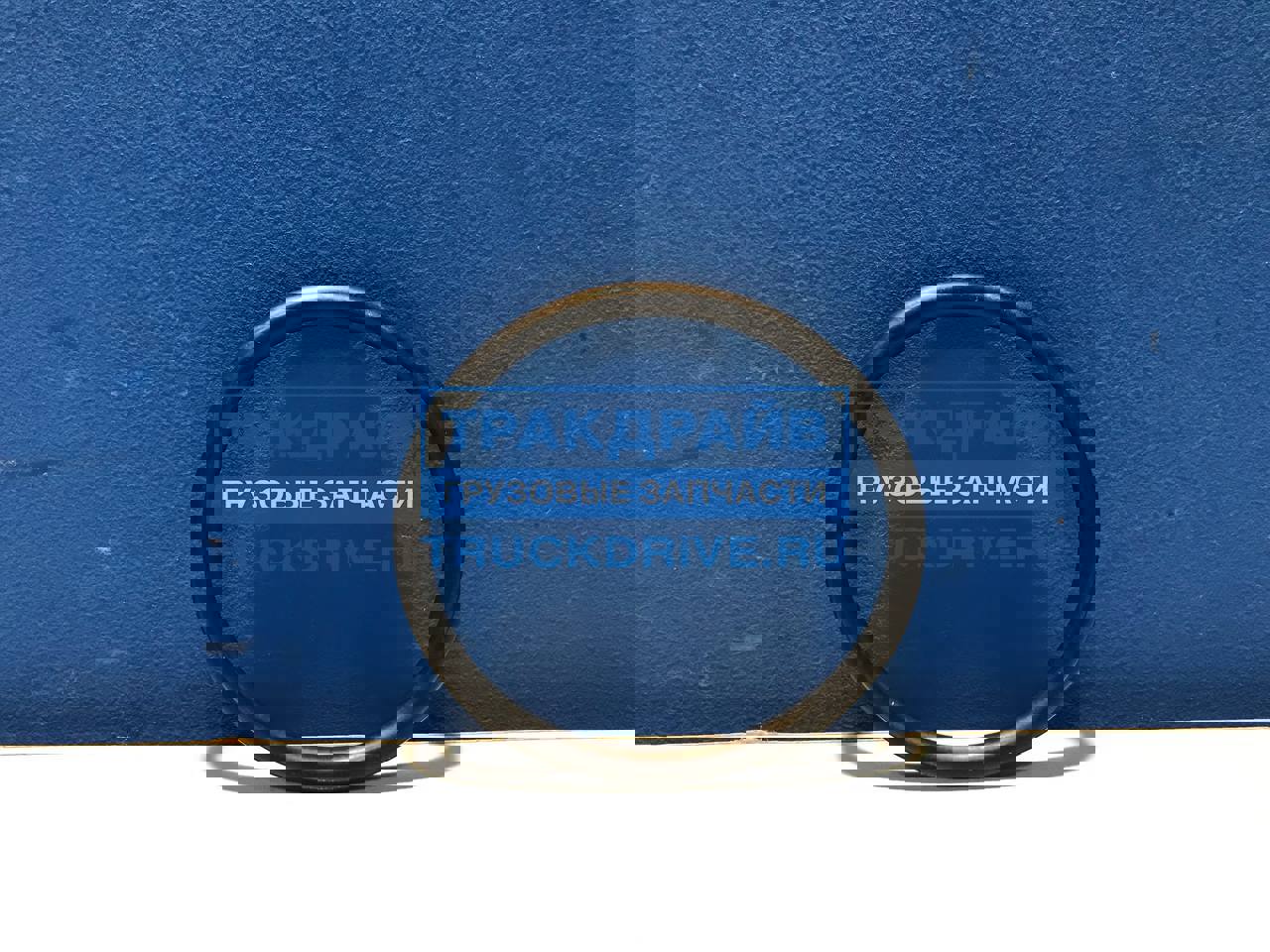 Фланцевое уплотнительное кольцо. Кольцо стопорное кпп at2412/2512/2812 ( 20737310) er. фланец под уплотнительное кольцо.