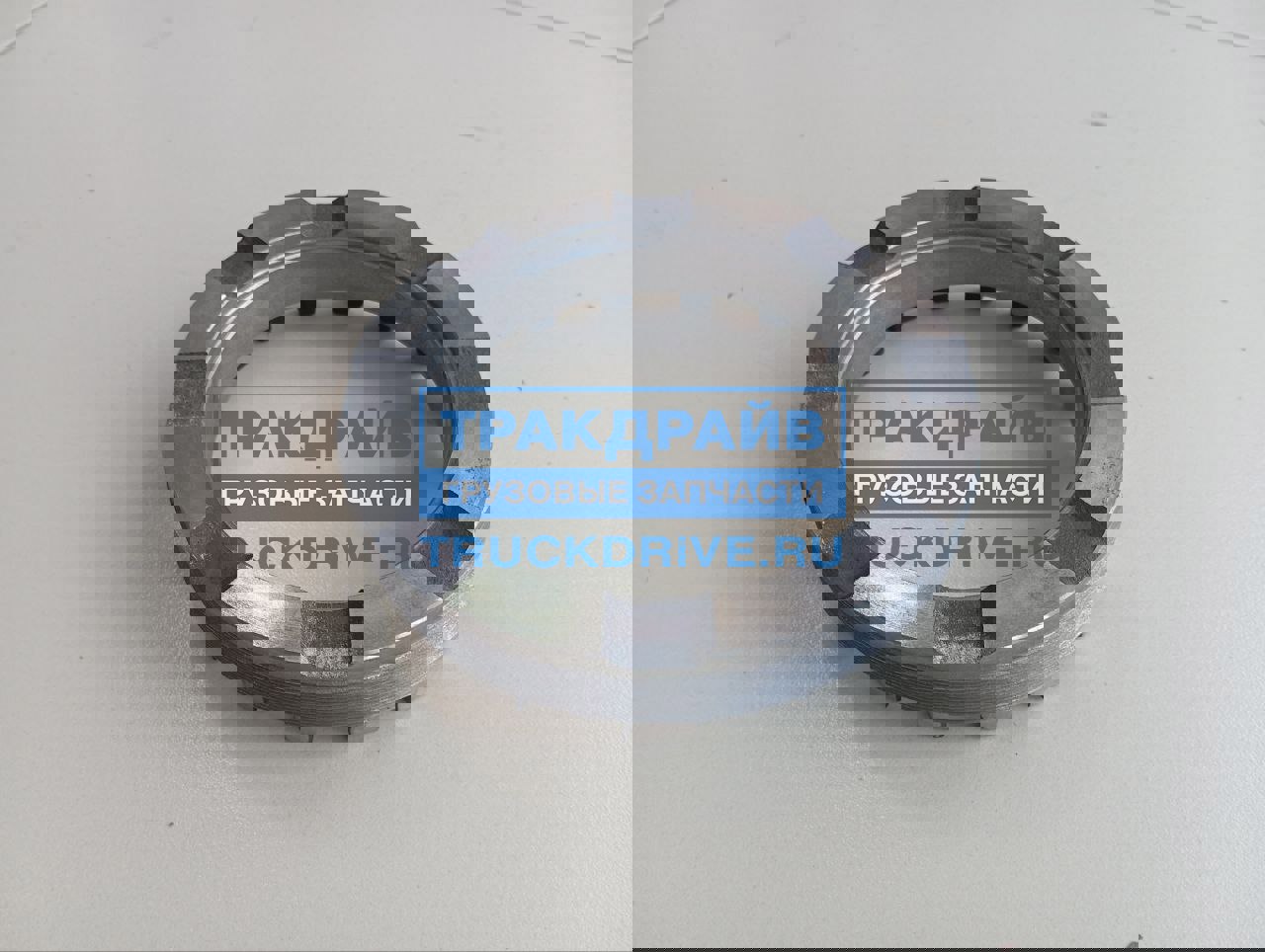 Гайка хвостовика редуктора среднего моста MСP16 Howo WG7117329016 CHINA ...