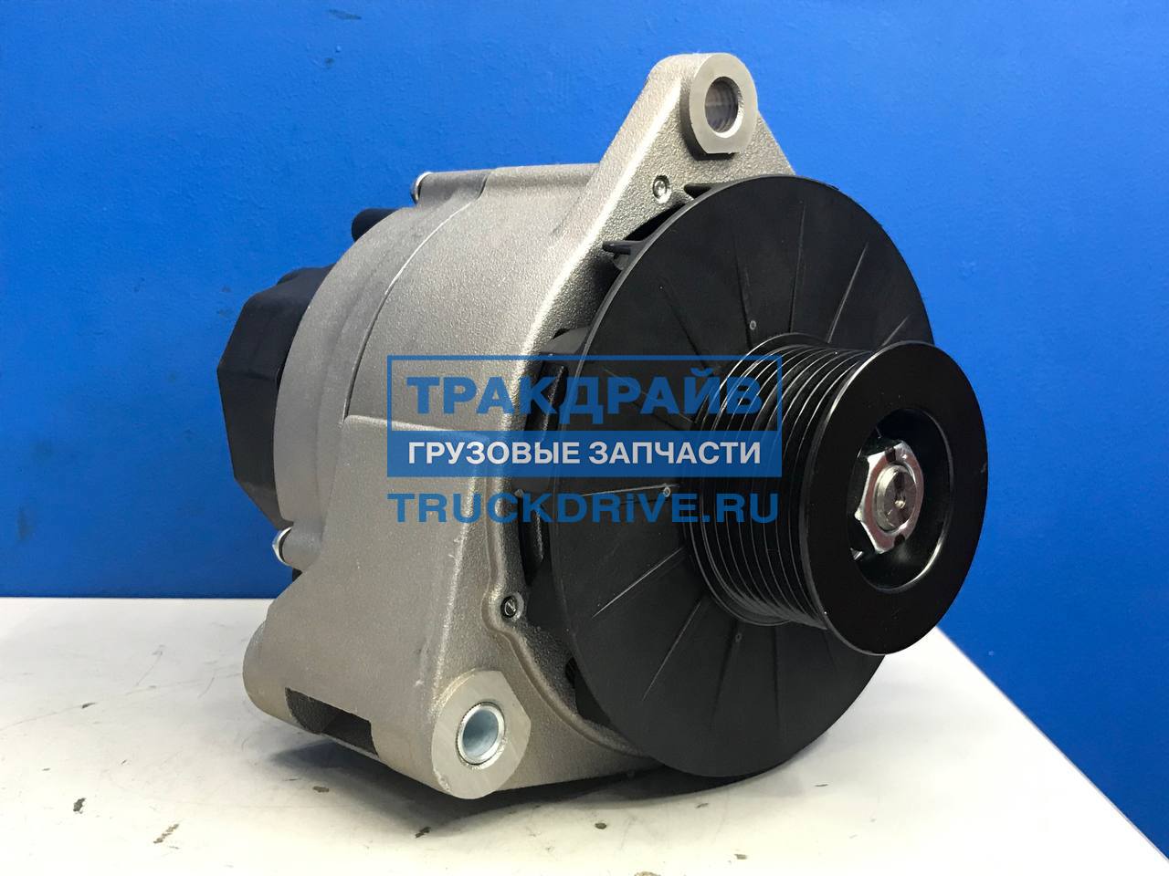 Генератор 28V 80A для SITRAK C5H/C7H и HOWO T5G/T7H с моторами MC11 и MC13  202V26101-6261 SITRAK купить недорого