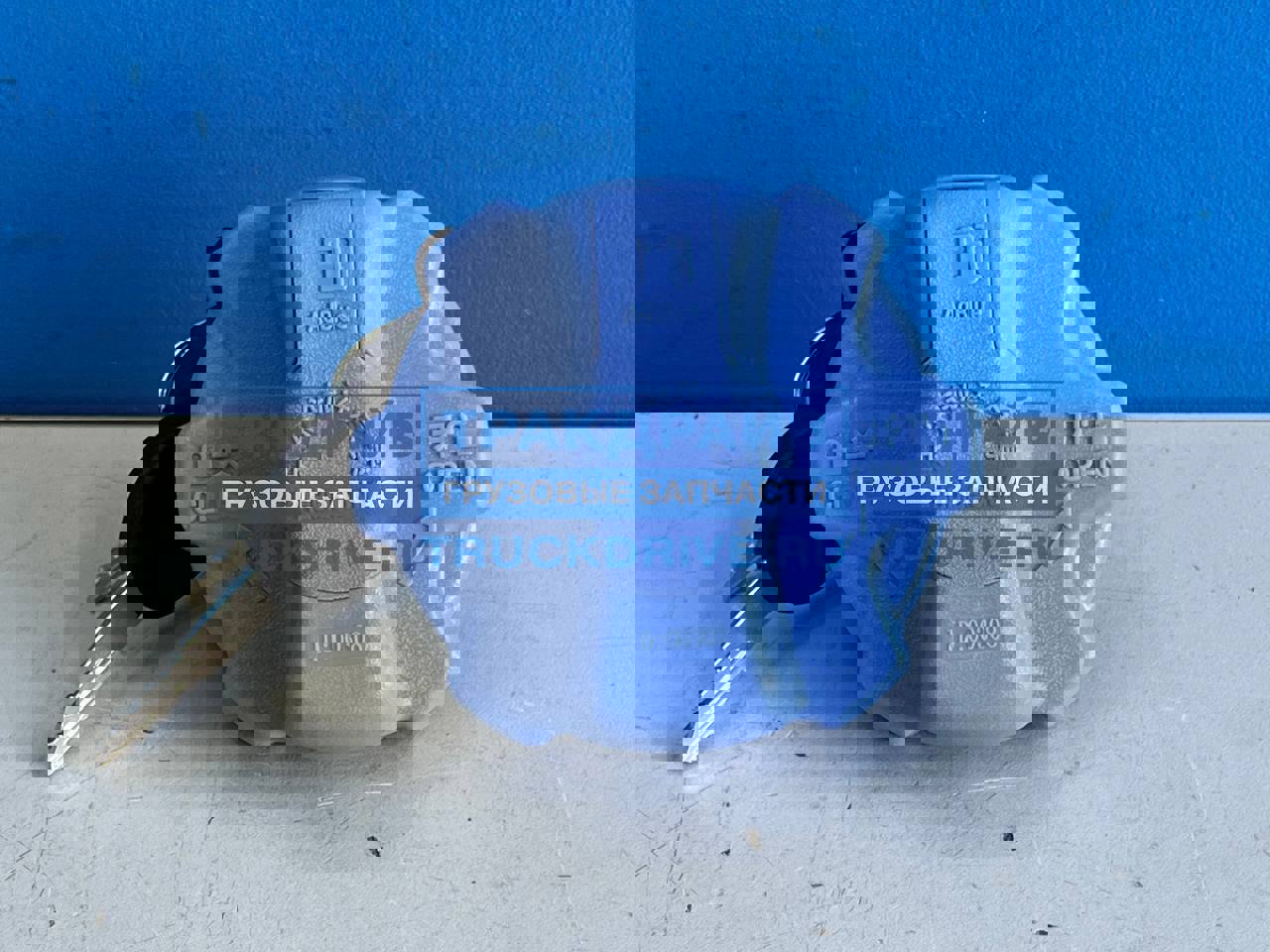 Крышка бака мочевины для грузовиков SITRAK C7H и HOWO T5G WG9925565070 ...