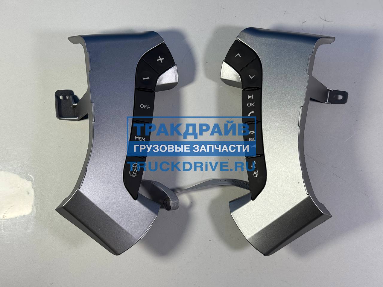 Фото COMBO CMB018542 блок кнопок на руле для MAN TGS TGX TGA TGL 