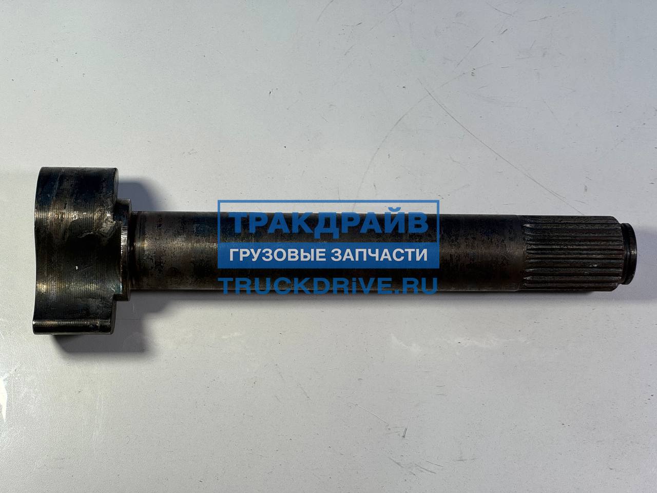 Фото COMBO CMB107424R вал тормозной для MAN TGA/TGX/TGS передний правый 