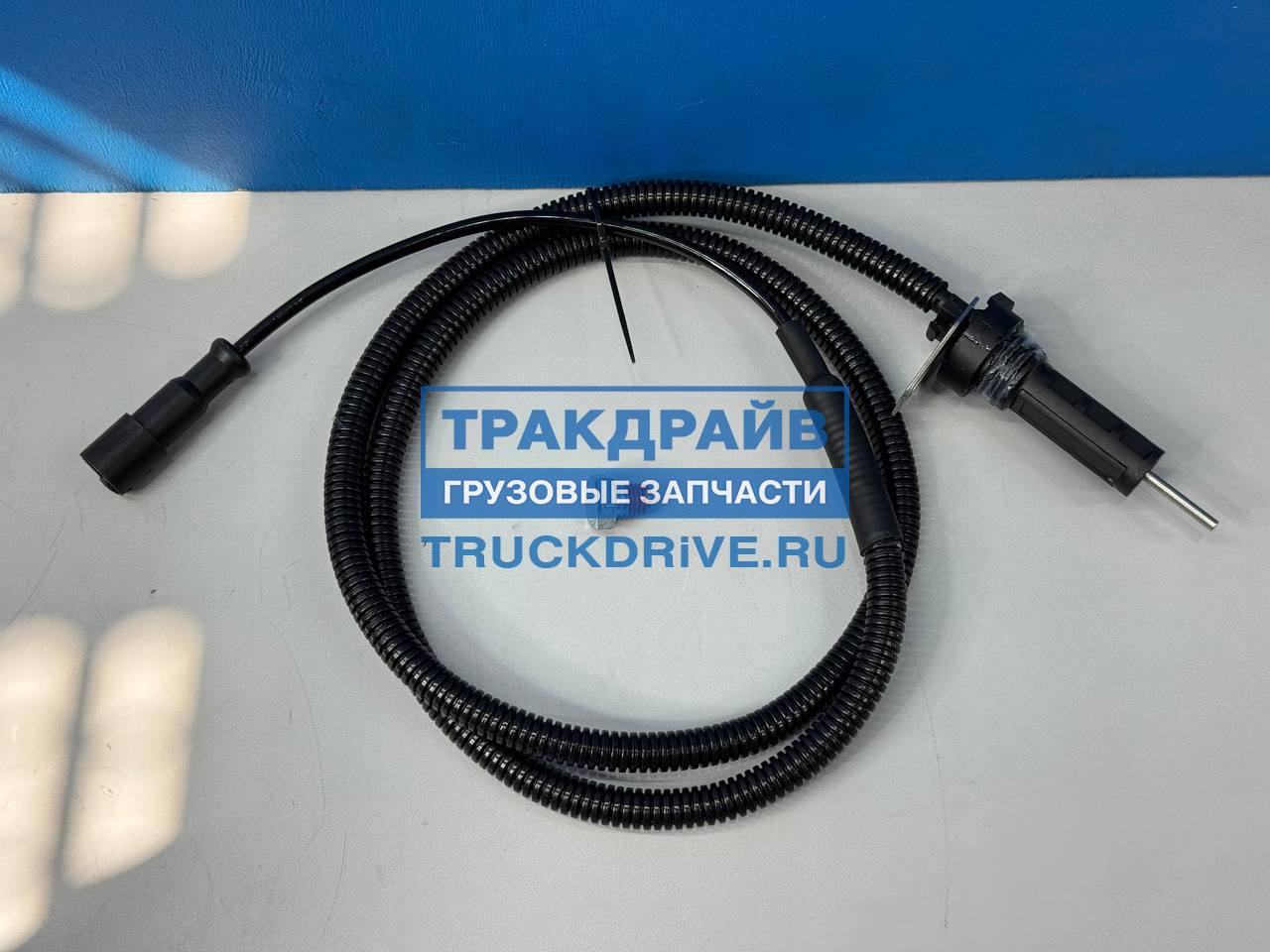 Фото COMBO CMB112398 датчик износа колодок для грузовиков Scania 6 series