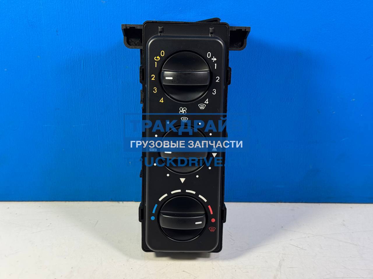 Фото COMBO CMB262453 блок управления отопителем (печкой) для Mercedes Axor