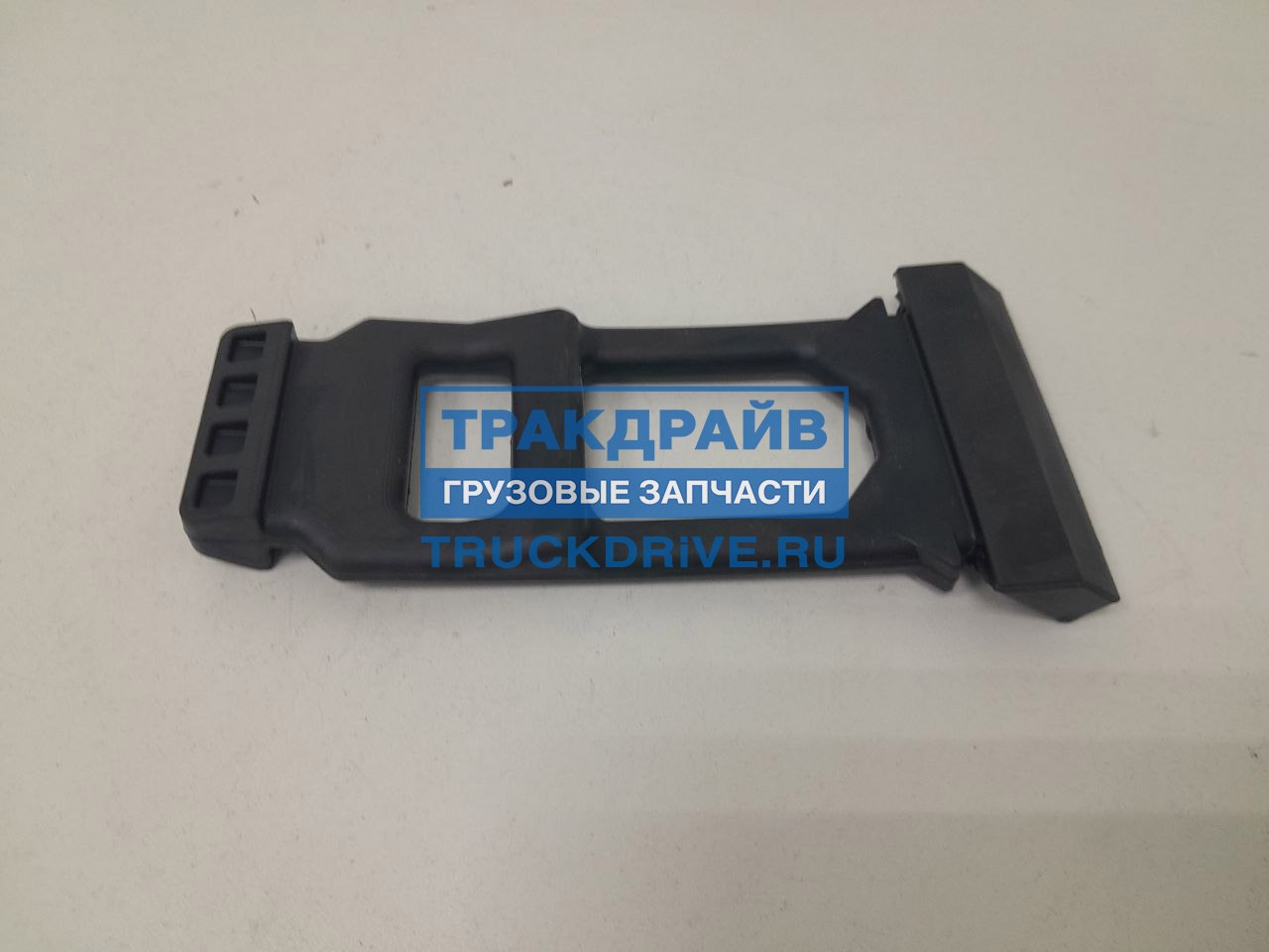 Фото COSIBO 353991 держатель брызговика Volvo FH FM Renault Premium (кратно 4)