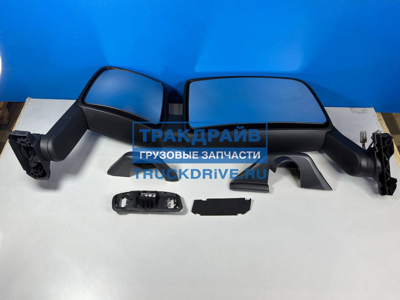 Фото COSPEL 50348516 зеркало правое для грузовиков Скания 4 серии в сборе 2
