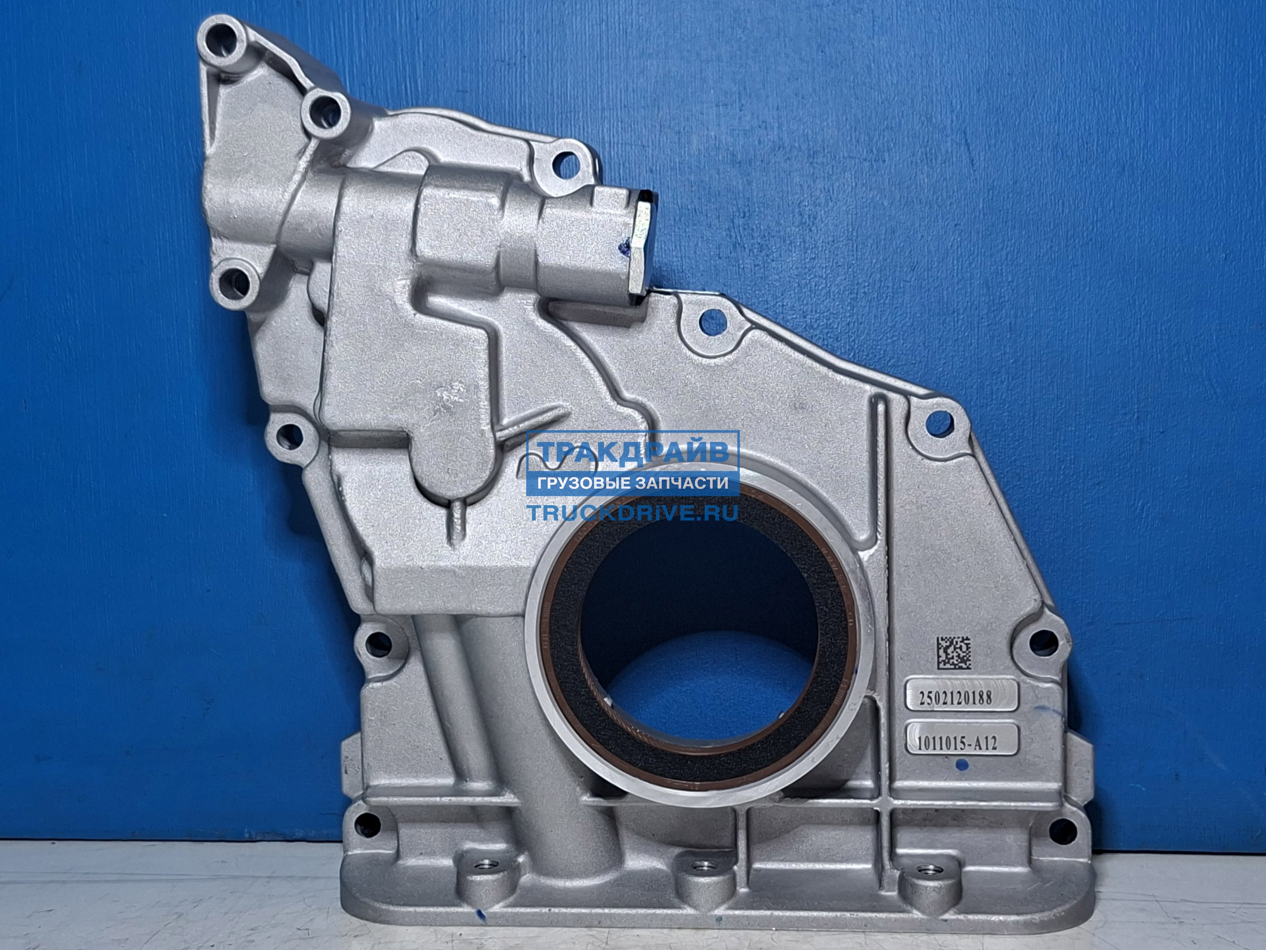 Фото DEUTZ 04909032 насос масляный для Renault Premium Midlum