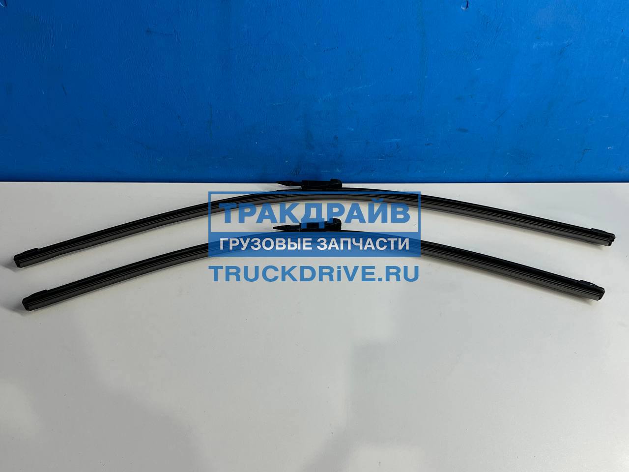 Фото DOMINANT MB90038200045 щётки стеклоочистителя переднего Mercedes Sprinter комплект 2 шт.