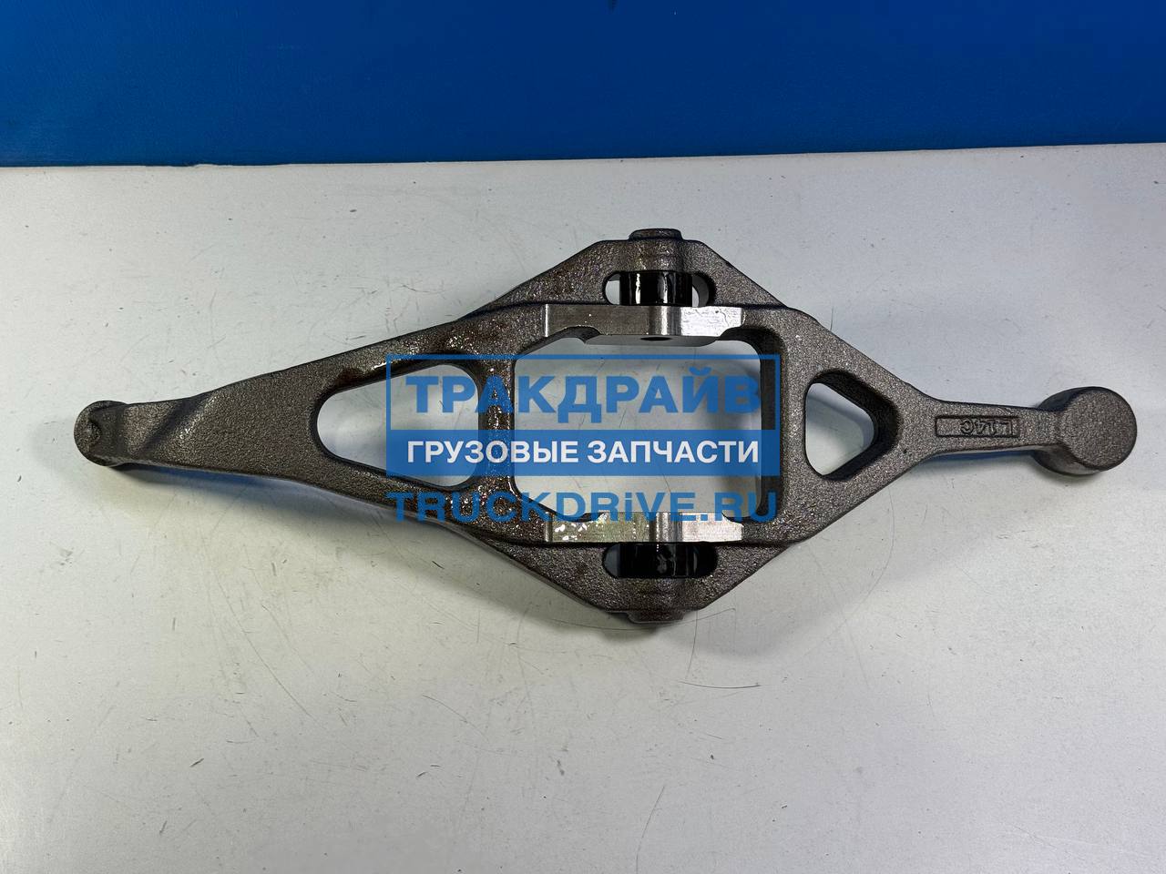 Фото DONGFENG CC005749 вилка сцепления для DONGFENG GX с КПП Eaton