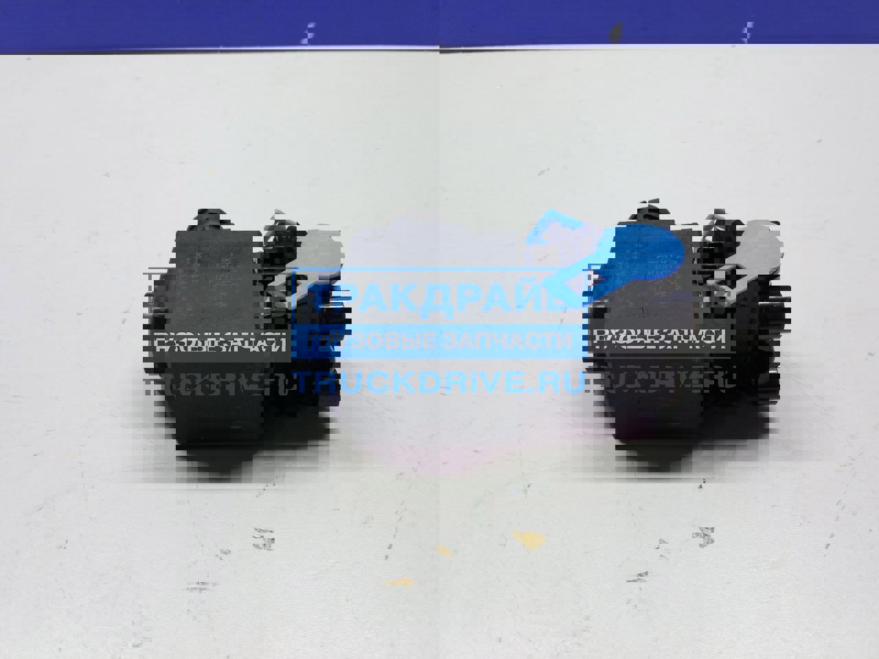 Фото DT SPARE PARTS 114518 клапан КПП электромагнитный для грузовиков Scania 5 серии