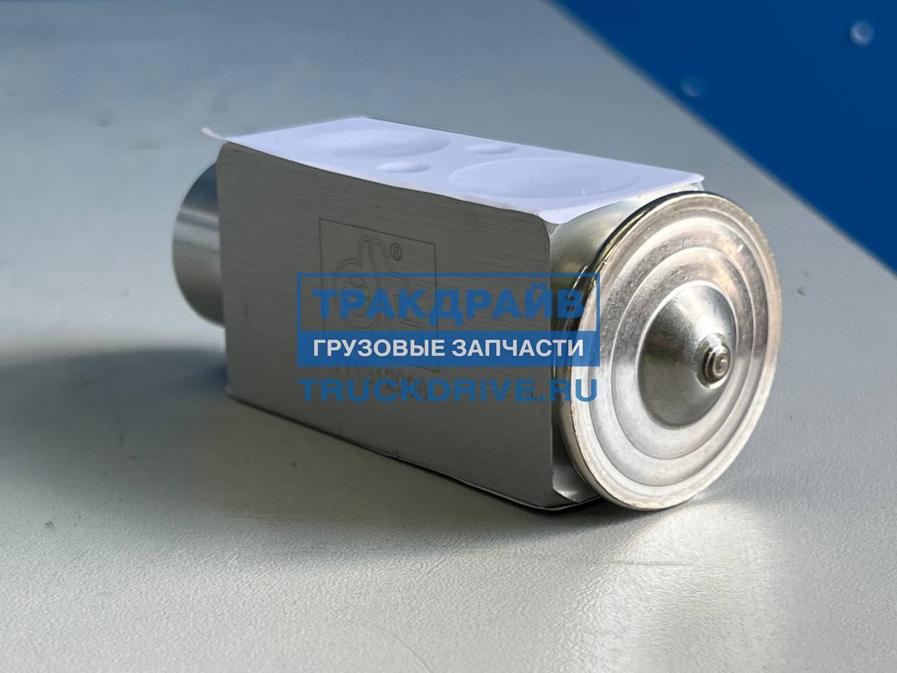 Клапан радиатора кондиционера Volvo FH12 FM12 276019 DT SPARE PARTS купить  недорого