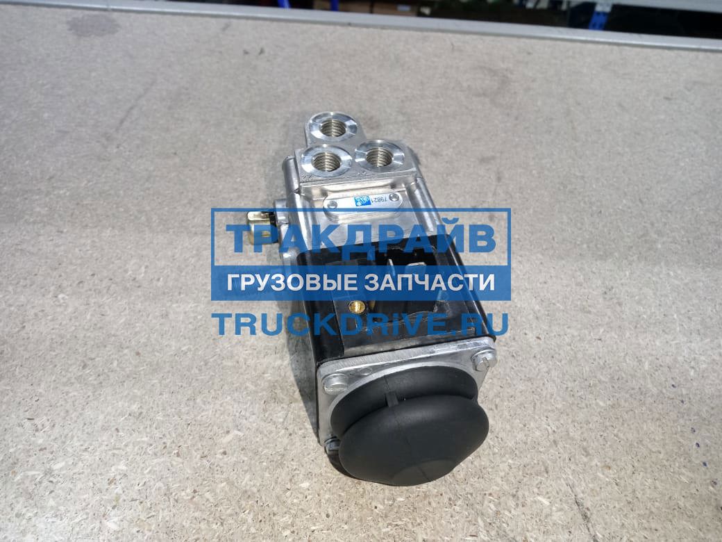 Кран управления дверными механизмами автобусов 7.70175 DT SPARE PARTS  купить недорого