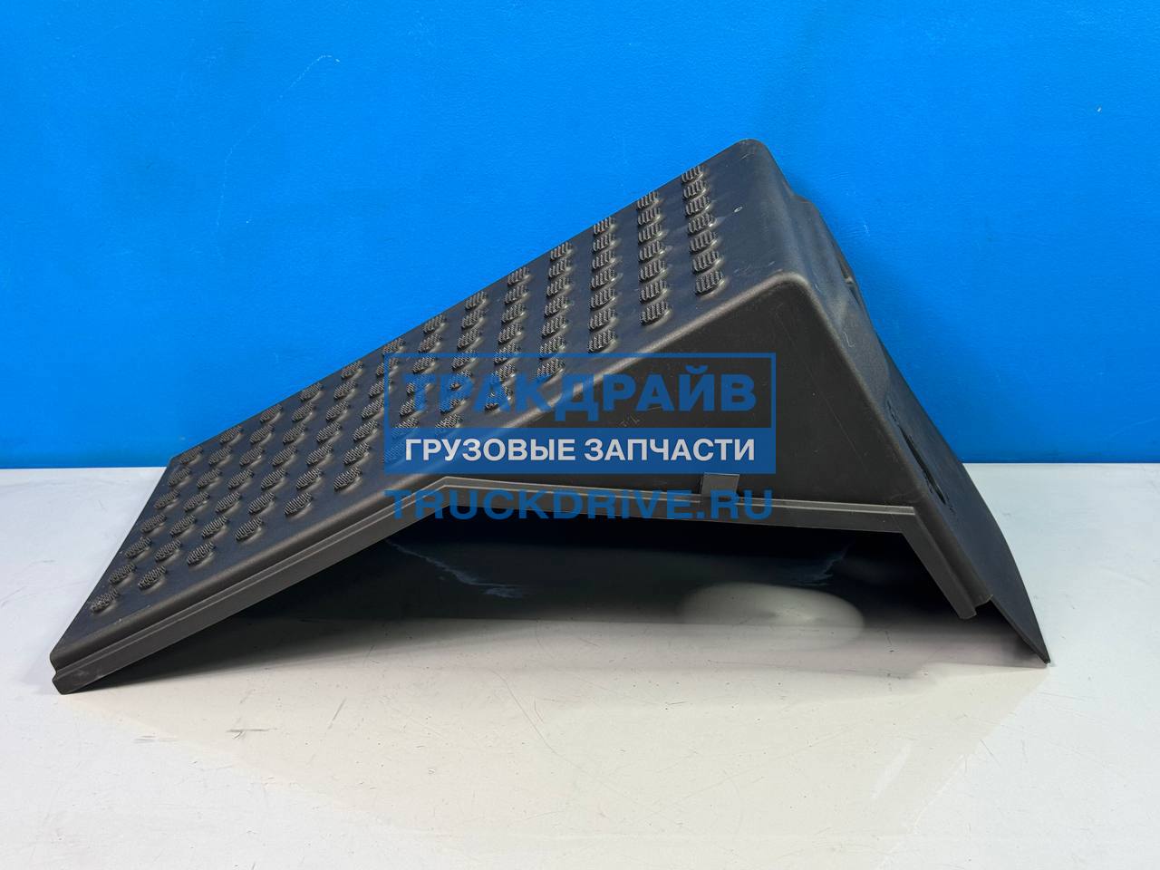Фото ENTERPRISE E9806032 крышка АКБ Dongfeng GX DFH4180 3