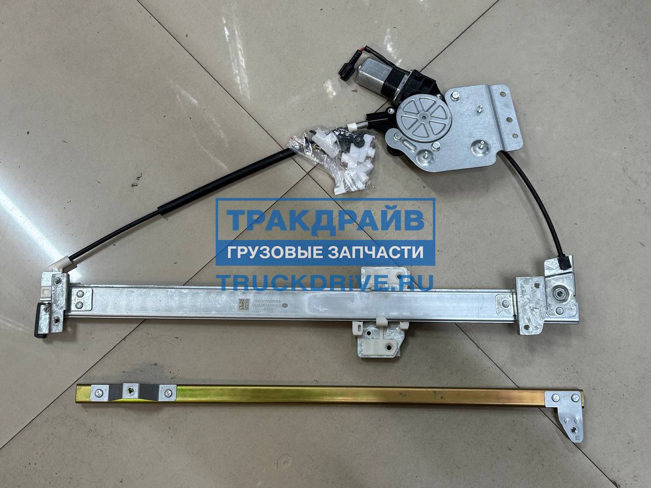 Стеклоподьемник FAW Bestune T77 передний левый