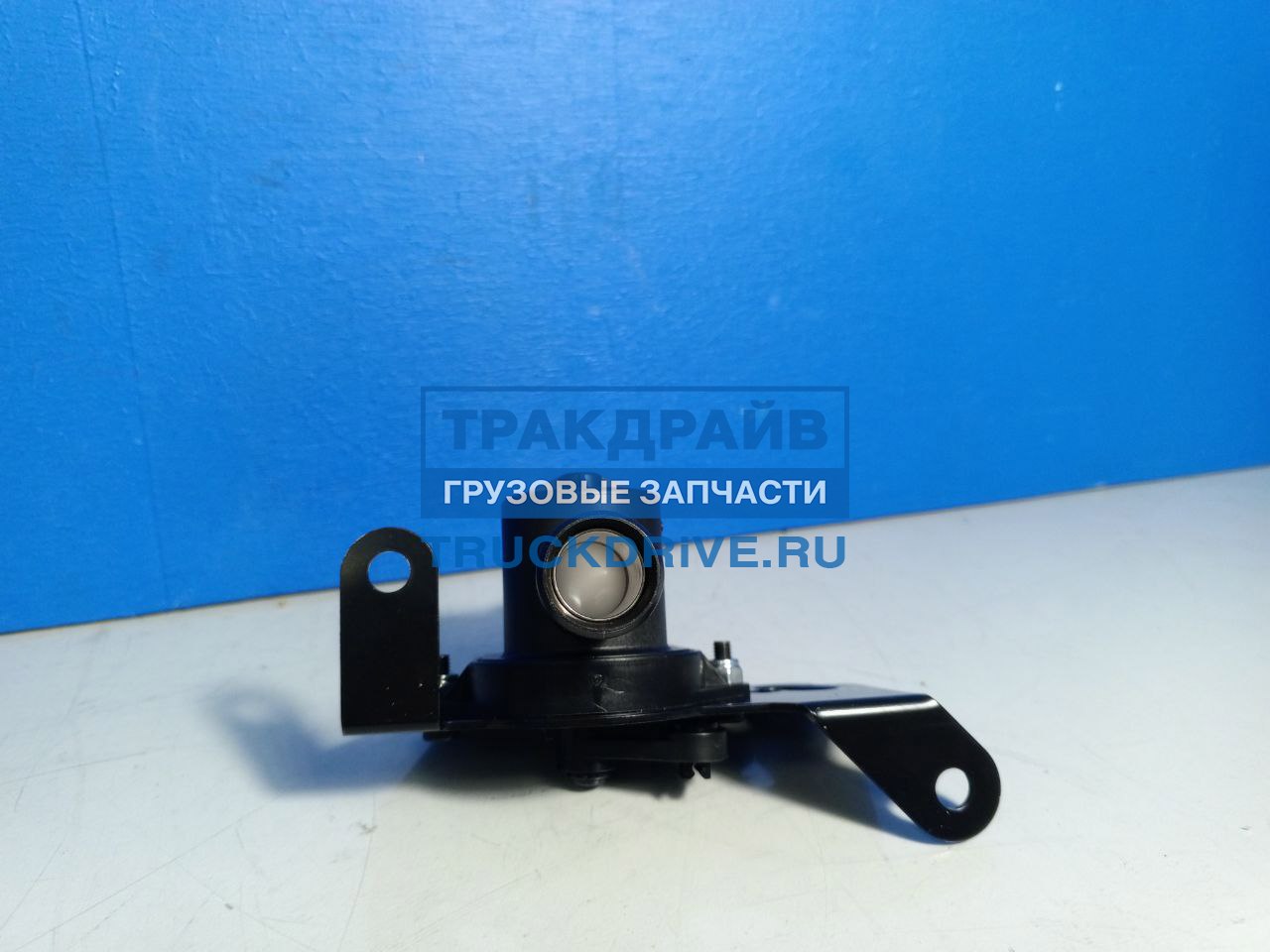 Фото FEBI BILSTEIN 103350 кран печки для автомобилей Scania 4