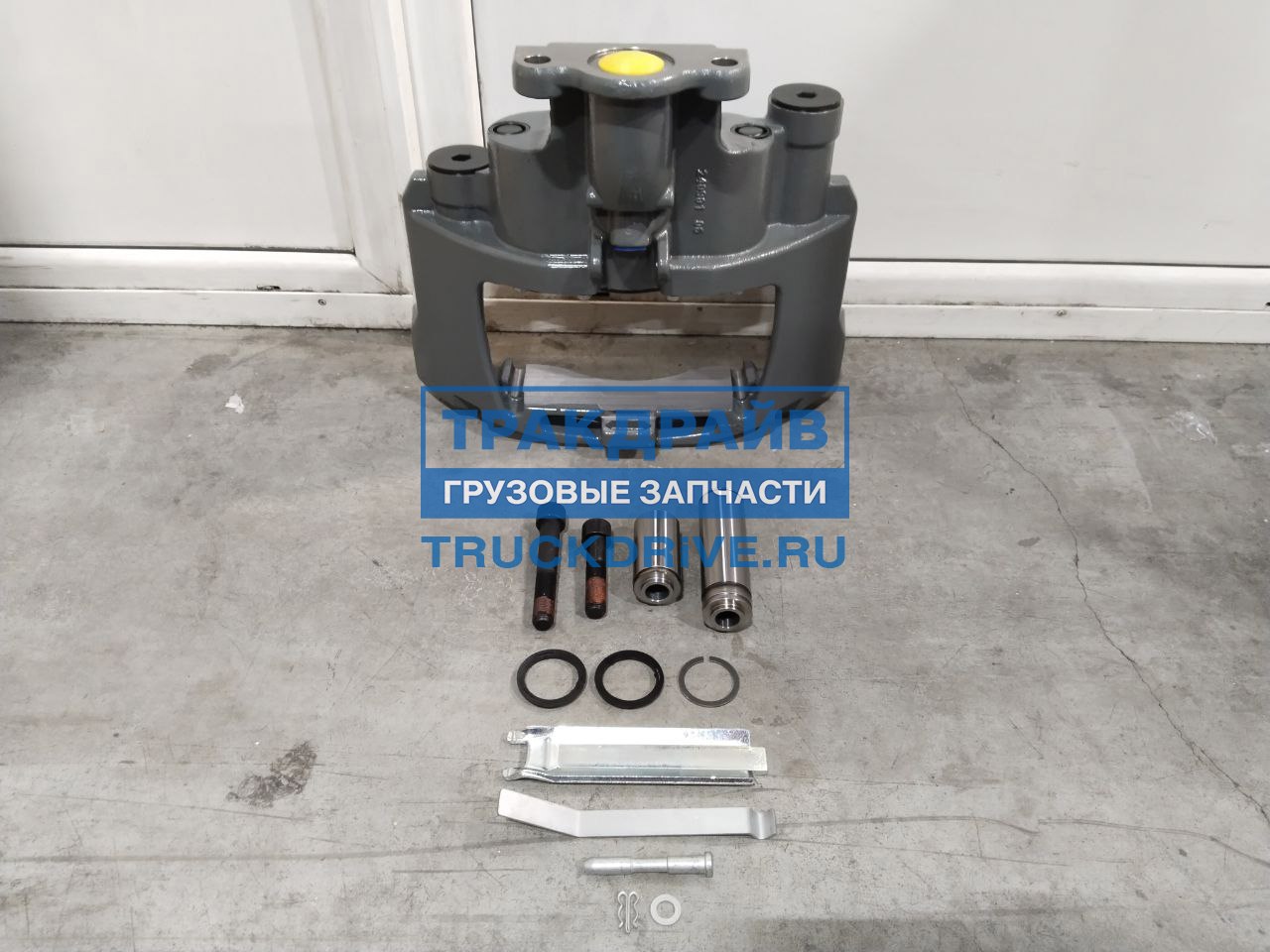 Фото GENIRPARTS GPC72120 суппорт BPW TSB4309 правый