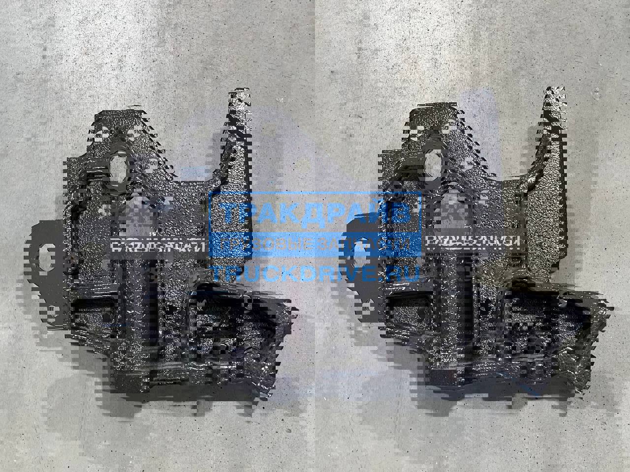 Фото GEPARTS 102448 кронштейн переднего бампера Volvo FMX правый