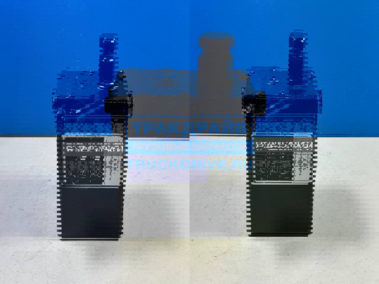 Фото GEPARTS 700449 насос подъема кабины Mercedes Actros MP4