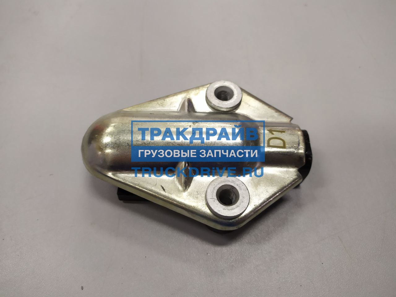 Кронштейн датчика АБС грузовиков Вольво и Рено 110240 HD-PARTS купить ...