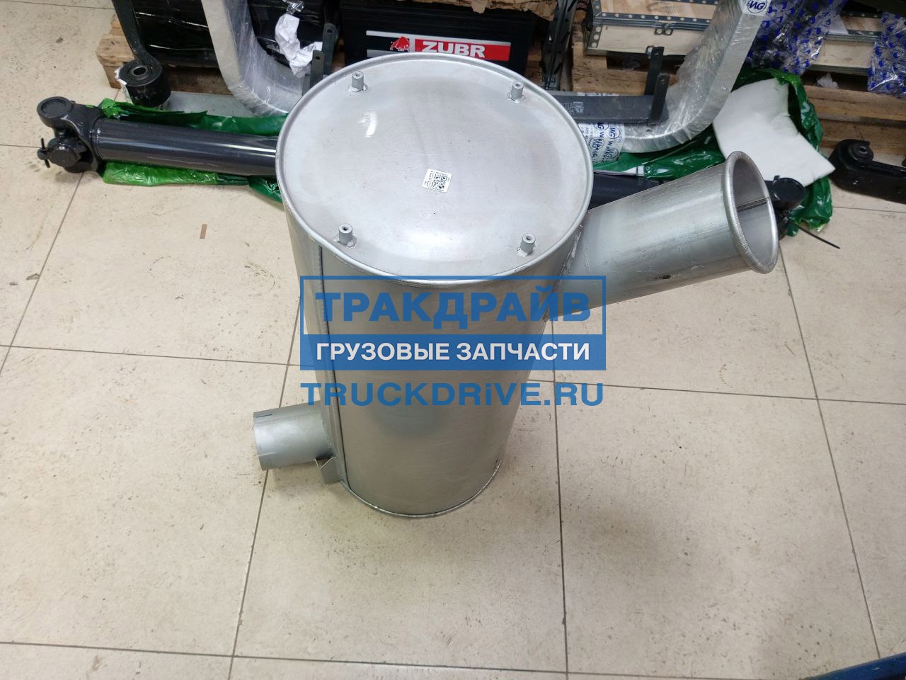 Фото HOBI 75266 глушитель конечный Iveco EuroTech EuroStar