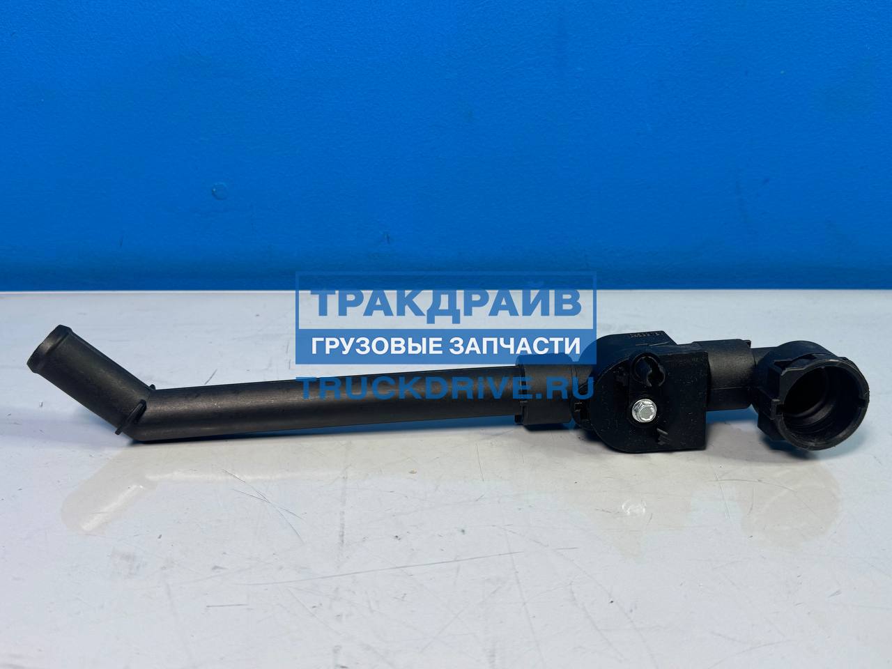 Фото HONGYAN 504060297 кран отопителя, встроенный в трубку, для грузовиков IVECO/HONGYAN