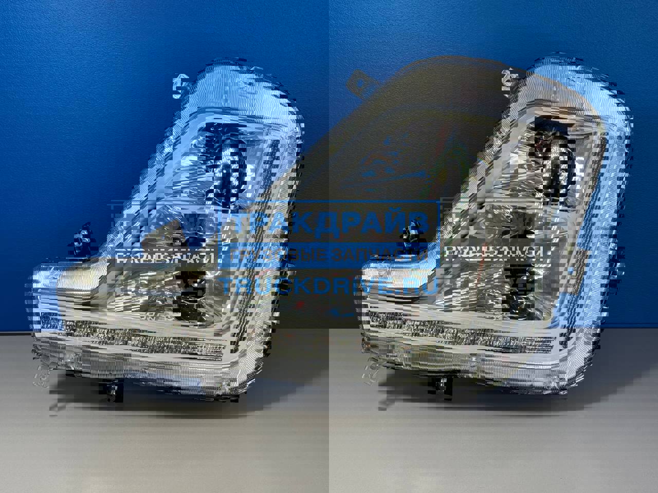 Фото HTP HTPDG3772010C6203 фара левая для Dongfeng GX DFH4180 (ДХО-только вертикальная полоса)