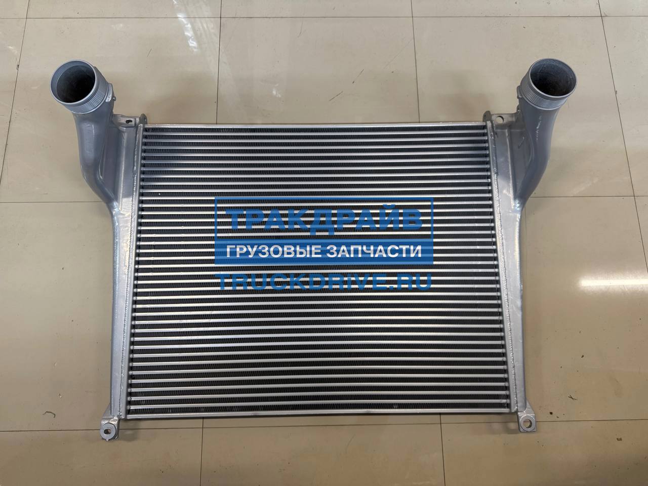 Фото HTP HTPMB5000602 интеркулер для Мерседес Актрос Мп4 Мп5
