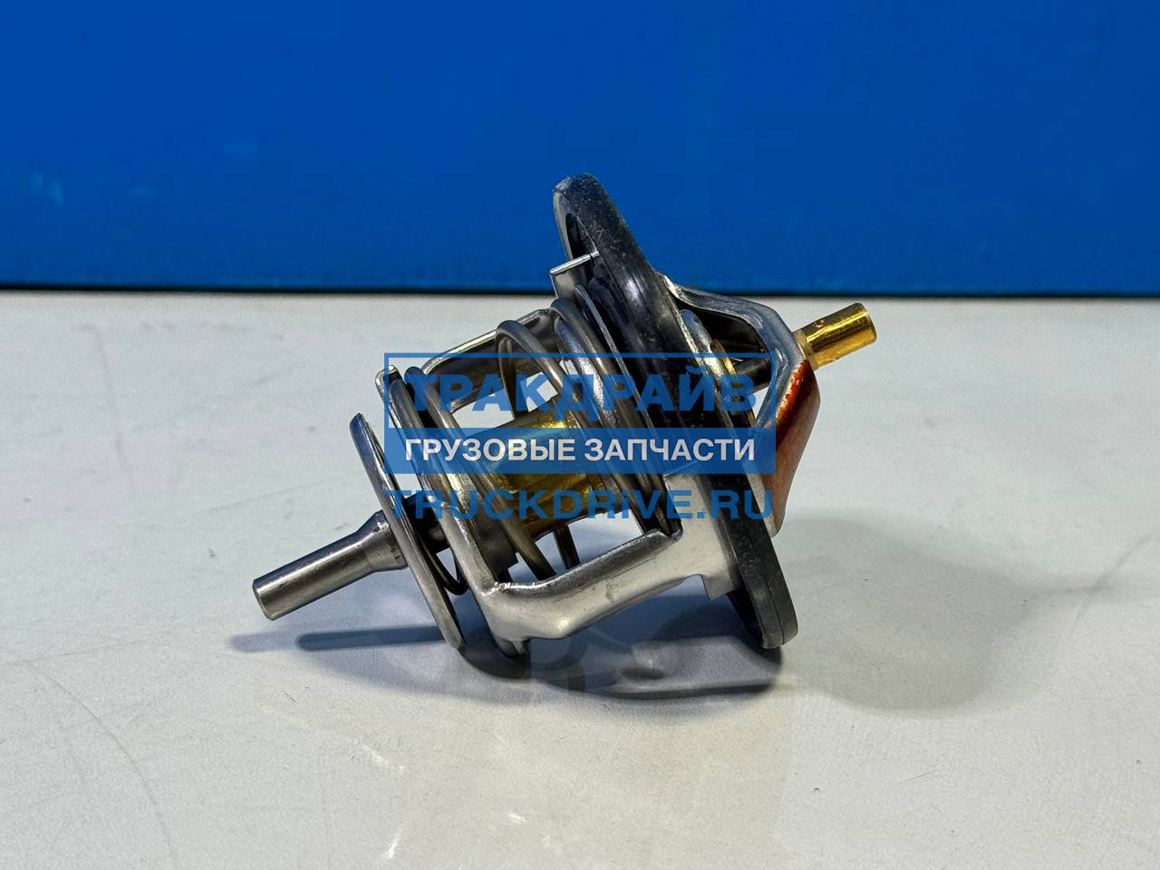 Фото ISUZU 8973007903 термостат 82*C Isuzu NQR90 NPR75 NQR71 NQR75