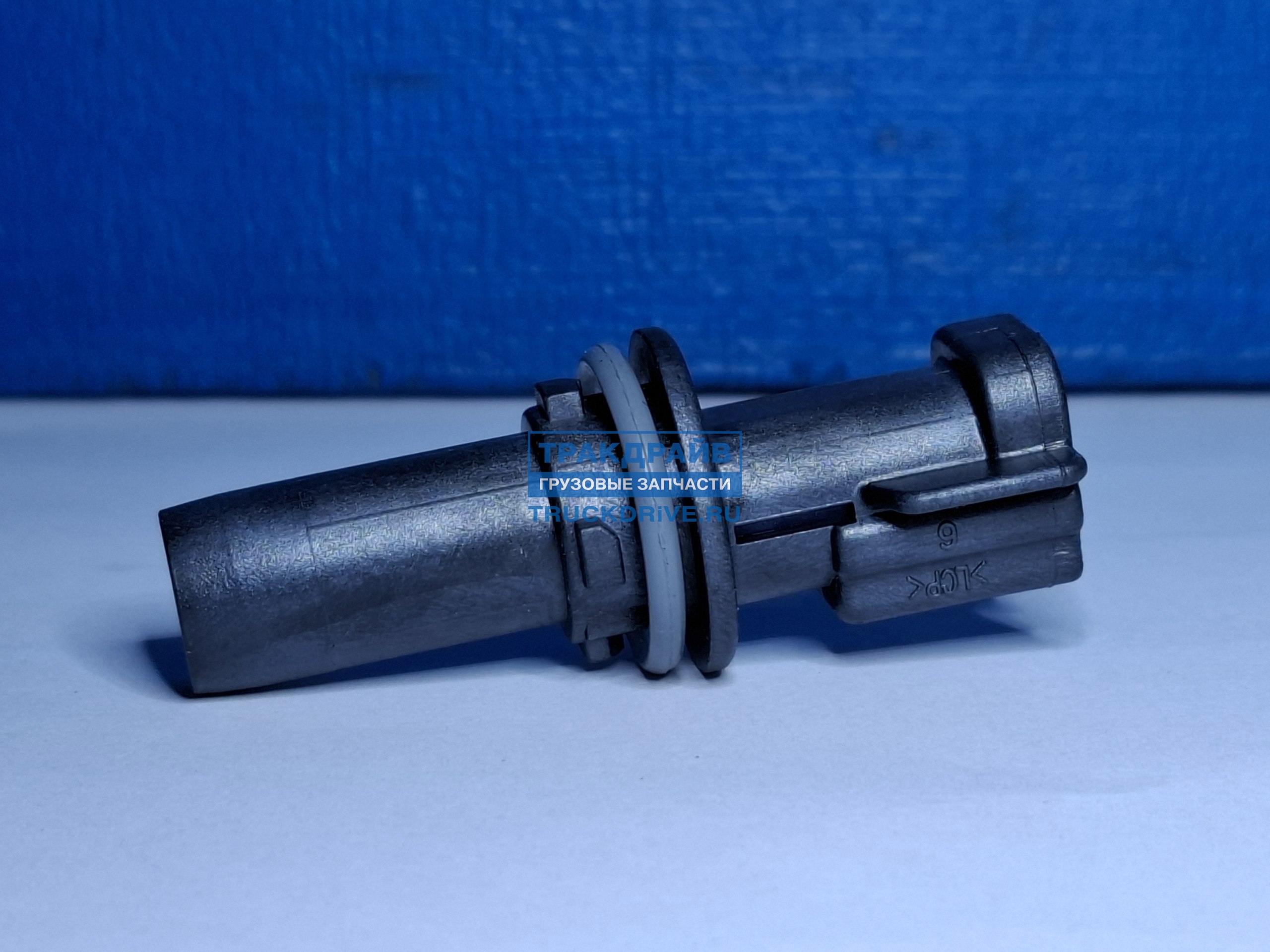 Фото ISUZU 8982256850 патрон габаритной лампы для Isuzu NPR75 NQR90