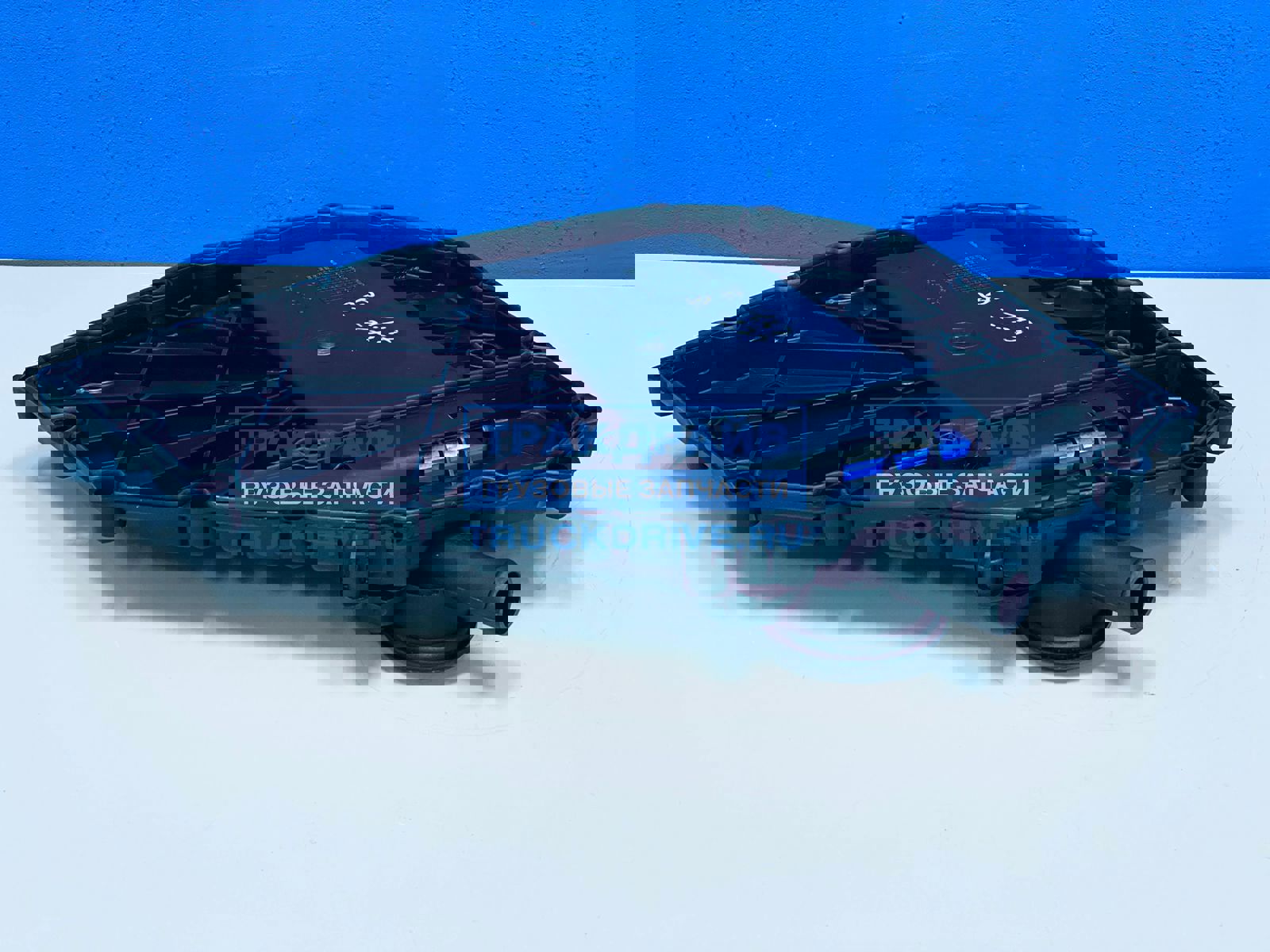 Крышка сапуна Ивеко Стралис 504212079 IVECO купить недорого